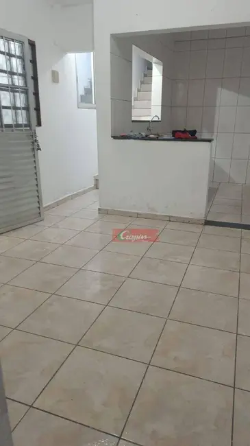 Casa com 1 quarto para alugar, 83m2 em Parque Santos Dumont, Guarulhos - SP - imagem 5 Foto 5 de Casa com 1 quarto para alugar, 83m2 em Parque Santos Dumont, Guarulhos - SP