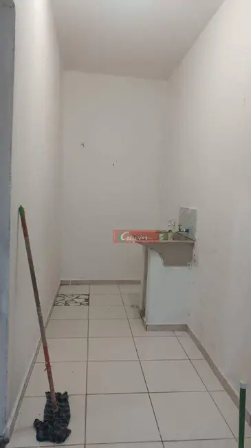 Casa com 1 quarto para alugar, 83m2 em Parque Santos Dumont, Guarulhos - SP - imagem 6 Foto 6 de Casa com 1 quarto para alugar, 83m2 em Parque Santos Dumont, Guarulhos - SP