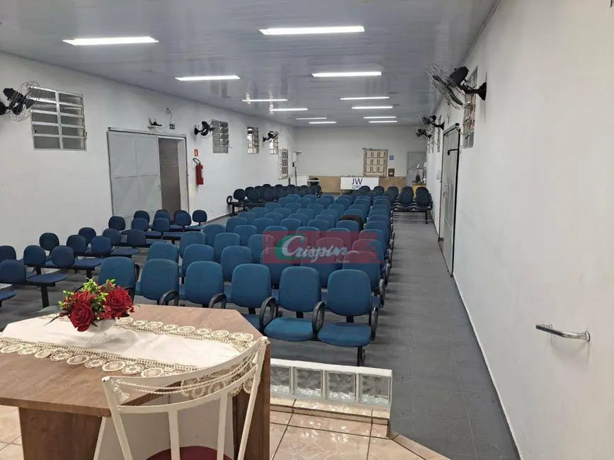 Sala Comercial à venda, 150m2 em Conjunto Habitacional Santa Etelvina III, São Paulo - SP - imagem 8 Foto 8 de Sala Comercial à venda, 150m2 em Conjunto Habitacional Santa Etelvina III, São Paulo - SP
