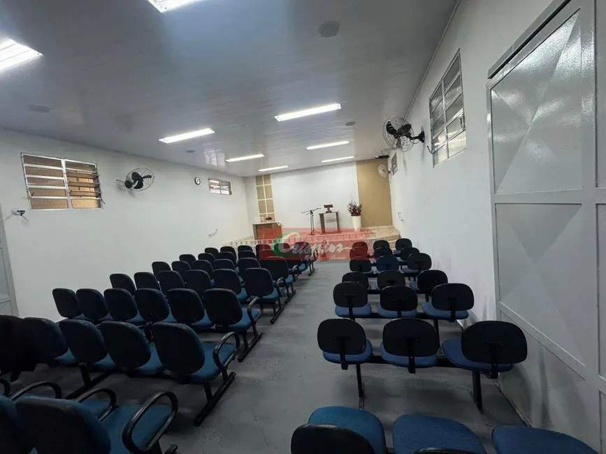 Sala Comercial à venda, 150m2 em Conjunto Habitacional Santa Etelvina III, São Paulo - SP - imagem 5 Foto 5 de Sala Comercial à venda, 150m2 em Conjunto Habitacional Santa Etelvina III, São Paulo - SP
