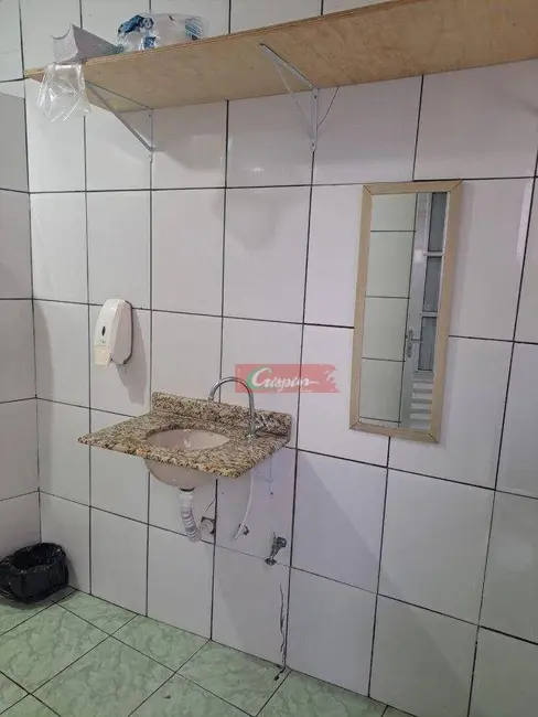 Sala Comercial à venda, 150m2 em Conjunto Habitacional Santa Etelvina III, São Paulo - SP - imagem 3 Foto 3 de Sala Comercial à venda, 150m2 em Conjunto Habitacional Santa Etelvina III, São Paulo - SP