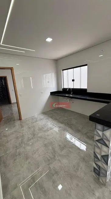 Foto 2 de Casa com 2 quartos à venda, 125m2 em Cidade Parque Brasília, Guarulhos - SP