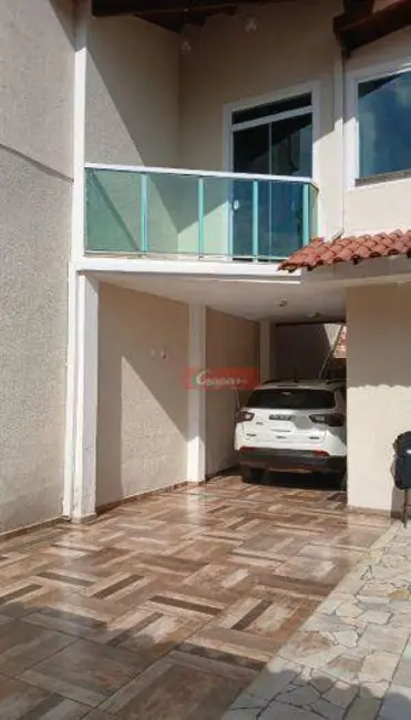 Foto 3 de Sobrado com 4 quartos à venda, 170m2 em Vila Galvão, Guarulhos - SP