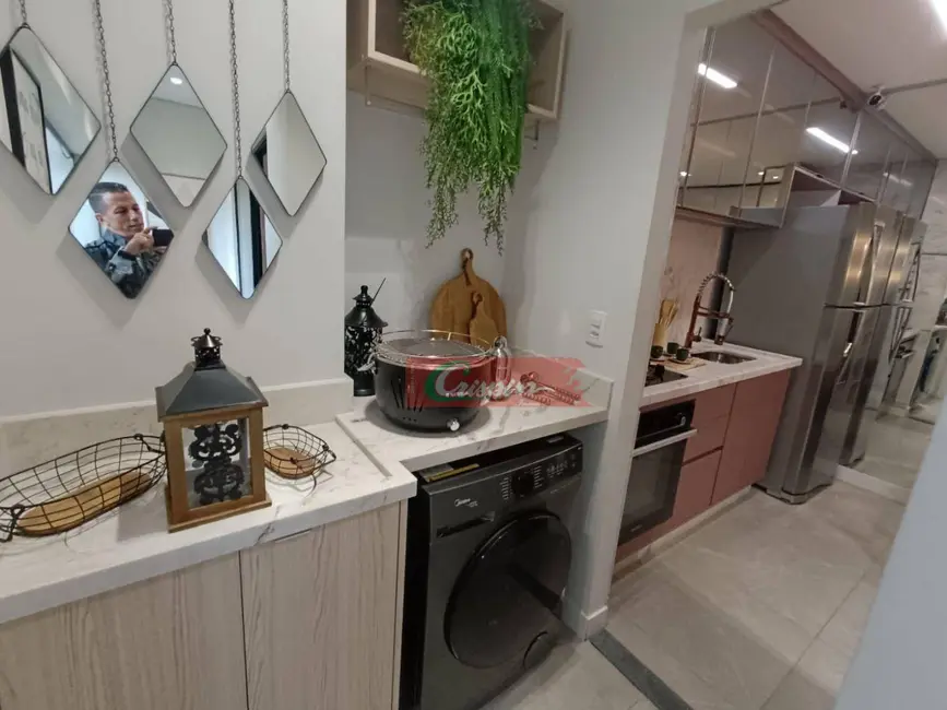 Foto 3 de Apartamento com 2 quartos à venda, 40m2 em Vila Galvão, Guarulhos - SP
