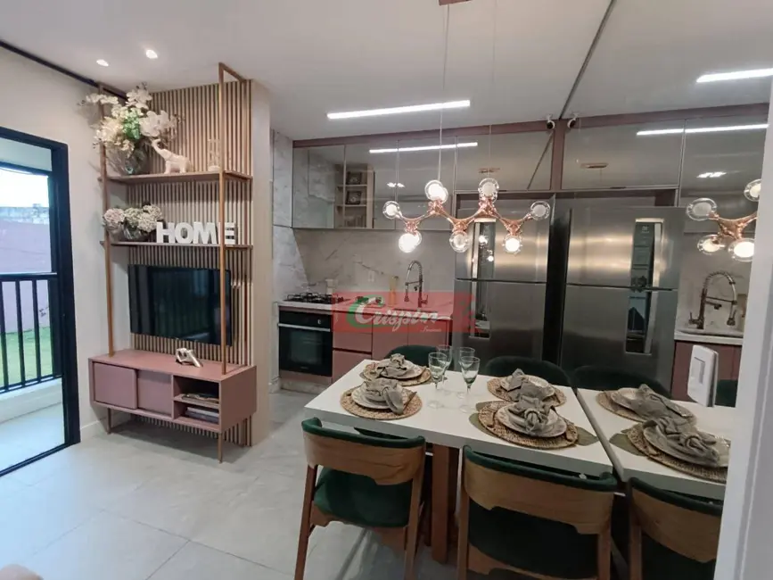 Foto 1 de Apartamento com 2 quartos à venda, 40m2 em Vila Galvão, Guarulhos - SP