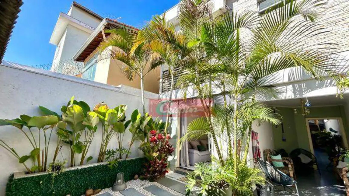 Sobrado com 3 quartos à venda, 190m2 em Vila Augusta, Guarulhos - SP - imagem 2 Foto 2 de Sobrado com 3 quartos à venda, 190m2 em Vila Augusta, Guarulhos - SP