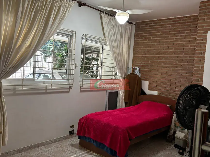 Foto 3 de Sobrado com 5 quartos à venda, 295m2 em Jardim Santa Mena, Guarulhos - SP