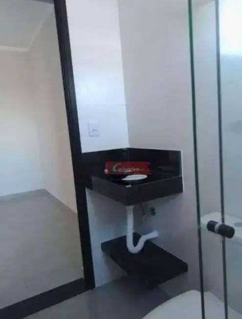 Foto 8 de Kitnet com 1 quarto para alugar, 26m2 em Cidade Martins, Guarulhos - SP