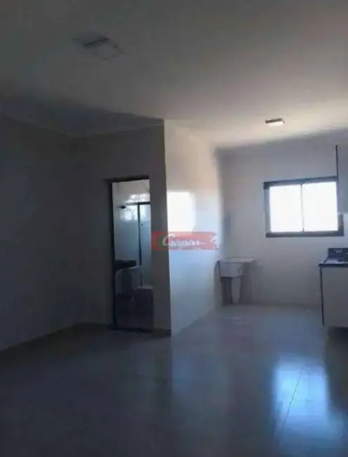 Foto 2 de Kitnet com 1 quarto para alugar, 26m2 em Cidade Martins, Guarulhos - SP