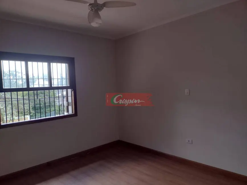 Foto 6 de Sobrado com 4 quartos à venda e para alugar, 250m2 em Jardim Maria Helena, Guarulhos - SP