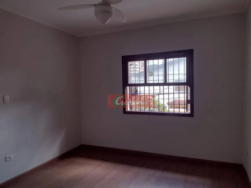 Foto 5 de Sobrado com 4 quartos à venda e para alugar, 250m2 em Jardim Maria Helena, Guarulhos - SP