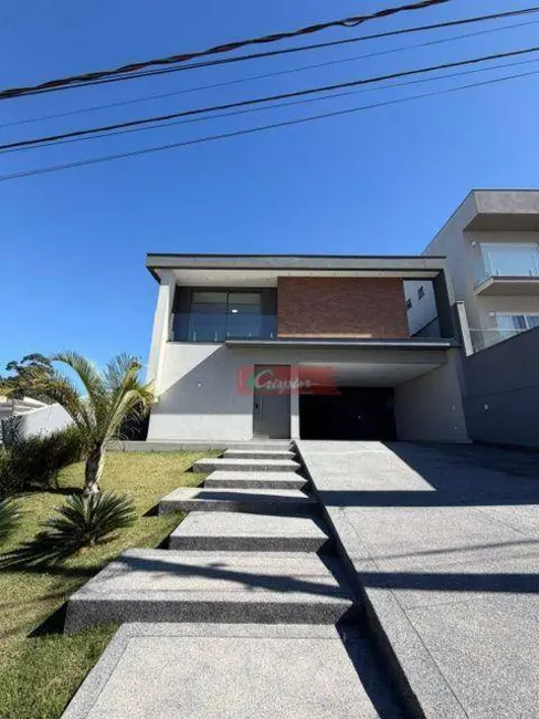 Foto 4 de Sobrado com 4 quartos à venda, 300m2 em Residencial Real Park, Aruja - SP