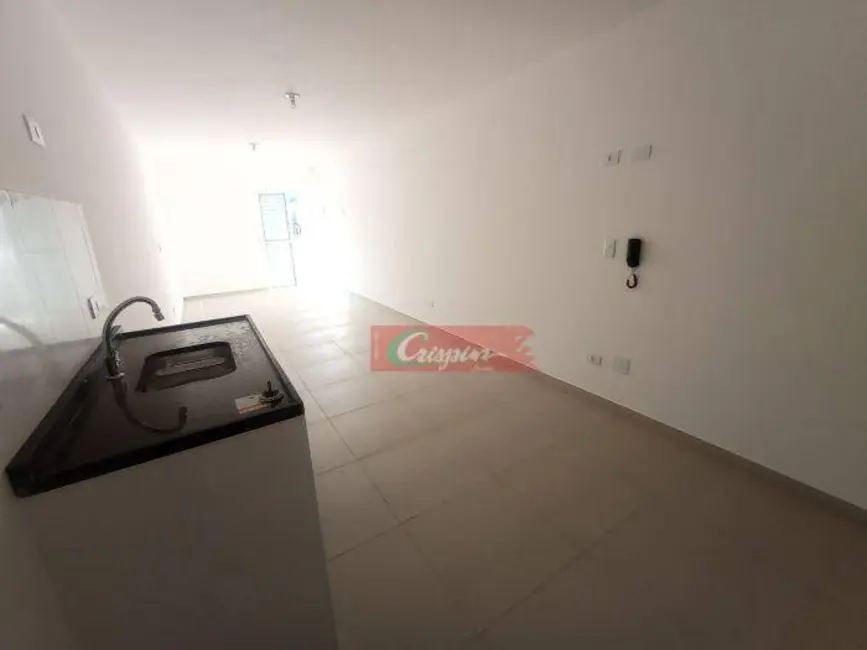 Foto 3 de Kitnet com 1 quarto para alugar, 38m2 em Jardim Valéria, Guarulhos - SP
