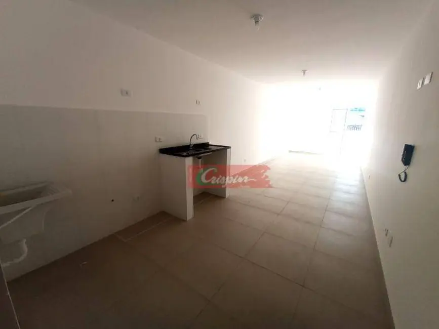 Foto 2 de Kitnet com 1 quarto para alugar, 38m2 em Jardim Valéria, Guarulhos - SP