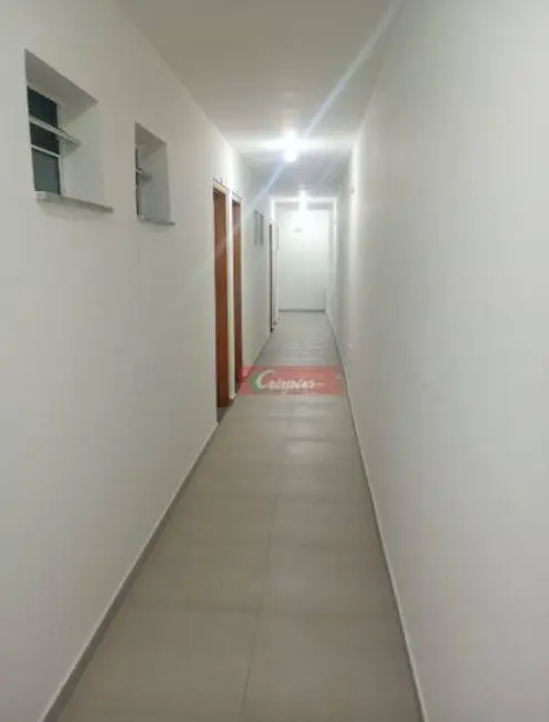 Foto 2 de Kitnet com 1 quarto para alugar, 31m2 em Jardim Valéria, Guarulhos - SP
