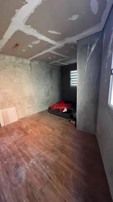 Foto 3 de Kitnet com 1 quarto para alugar, 40m2 em Parque Santos Dumont, Guarulhos - SP