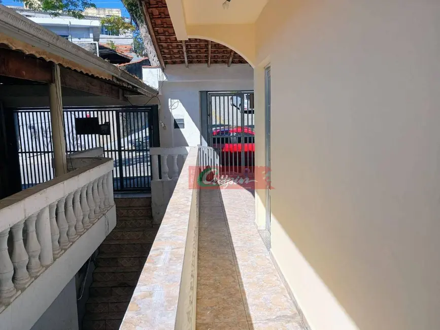 Casa com 2 quartos à venda e para alugar, 250m2 em Parque Santo Antônio, Guarulhos - SP - imagem 4 Foto 4 de Casa com 2 quartos à venda e para alugar, 250m2 em Parque Santo Antônio, Guarulhos - SP