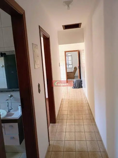 Casa com 2 quartos à venda e para alugar, 250m2 em Parque Santo Antônio, Guarulhos - SP - imagem 8 Foto 8 de Casa com 2 quartos à venda e para alugar, 250m2 em Parque Santo Antônio, Guarulhos - SP