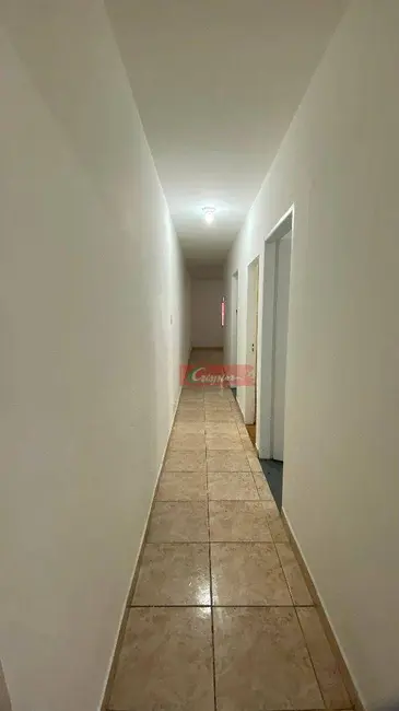 Foto 9 de Casa com 3 quartos para alugar, 125m2 em Jardim Presidente Dutra, Guarulhos - SP