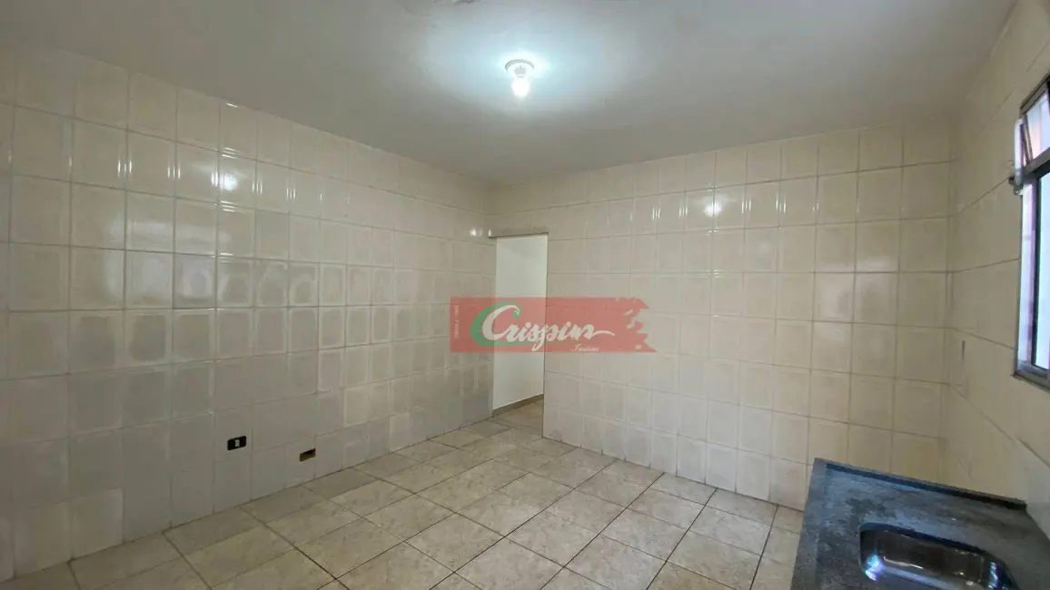 Foto 4 de Casa com 3 quartos para alugar, 125m2 em Jardim Presidente Dutra, Guarulhos - SP