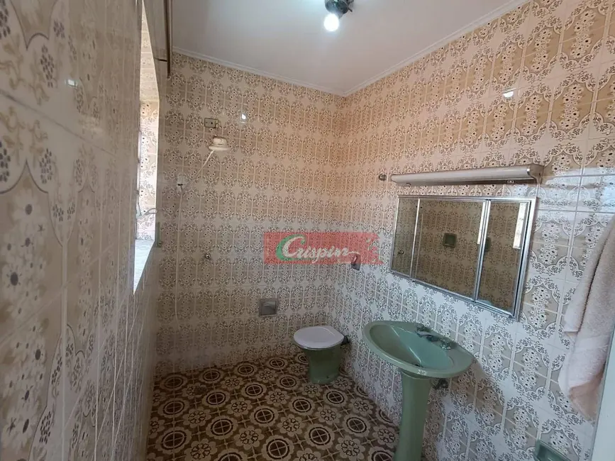 Foto 6 de Sobrado com 3 quartos para alugar, 208m2 em Vila Milton, Guarulhos - SP