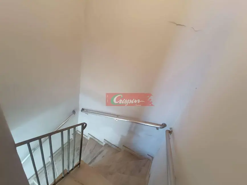 Foto 7 de Sobrado com 3 quartos para alugar, 208m2 em Vila Milton, Guarulhos - SP