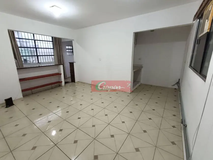 Armazém / Galpão para alugar, 210m2 em Vila Renata, Guarulhos - SP - imagem 4 Foto 4 de Armazém / Galpão para alugar, 210m2 em Vila Renata, Guarulhos - SP