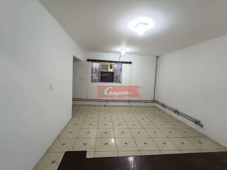 Armazém / Galpão para alugar, 210m2 em Vila Renata, Guarulhos - SP - imagem 5 Foto 5 de Armazém / Galpão para alugar, 210m2 em Vila Renata, Guarulhos - SP