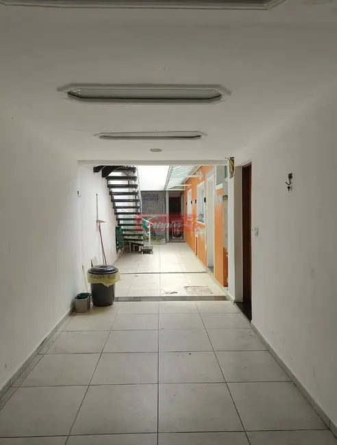 Foto 4 de Sobrado com 3 quartos à venda, 248m2 em Vila Zamataro, Guarulhos - SP