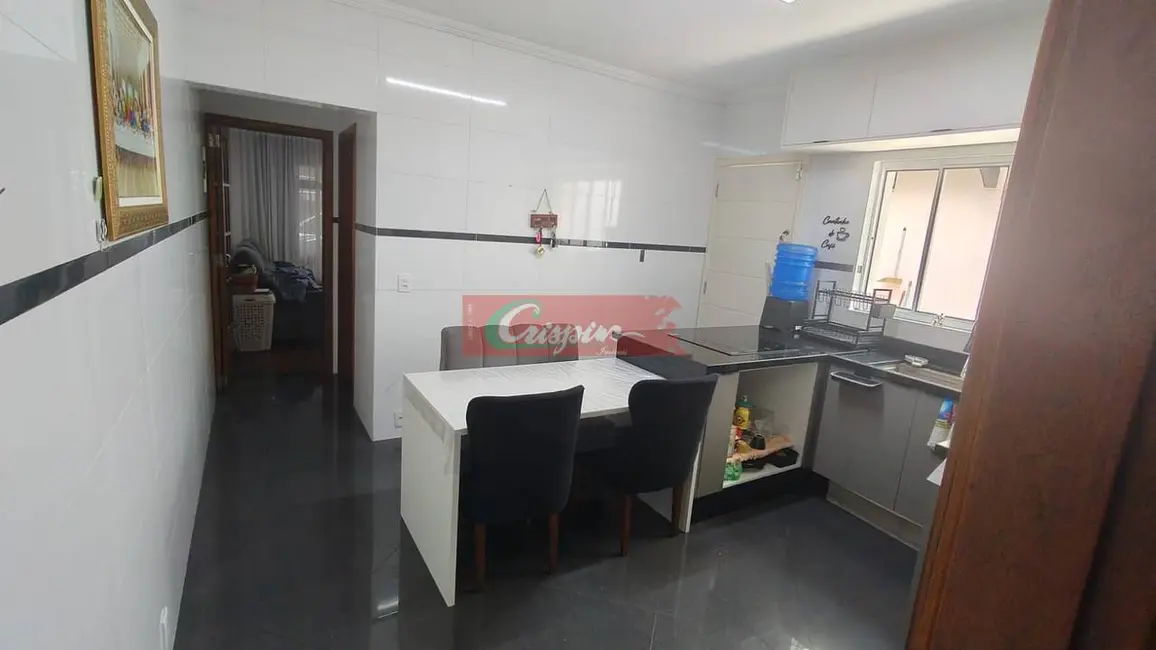 Foto 6 de Sobrado com 3 quartos à venda, 248m2 em Vila Zamataro, Guarulhos - SP