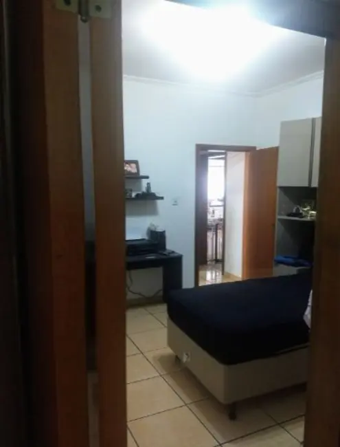 Foto 9 de Sobrado com 4 quartos à venda e para alugar, 308m2 em Vila Galvão, Guarulhos - SP