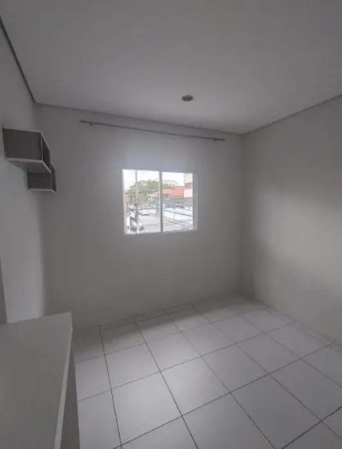 Foto 3 de Apartamento com 1 quarto para alugar, 32m2 em Vila das Bandeiras, Guarulhos - SP