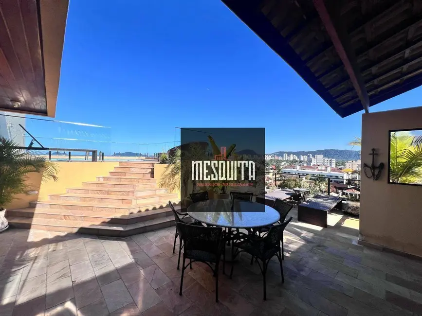 Cobertura com 4 quartos à venda, 300m2 em Enseada, Guaruja - SP - imagem 3 Foto 3 de Cobertura com 4 quartos à venda, 300m2 em Enseada, Guaruja - SP