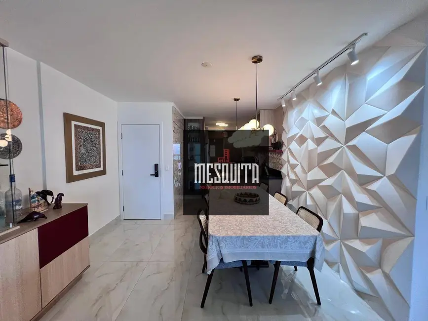 Apartamento com 3 quartos à venda, 145m2 em Guaruja - SP - imagem 8 Foto 8 de Apartamento com 3 quartos à venda, 145m2 em Guaruja - SP