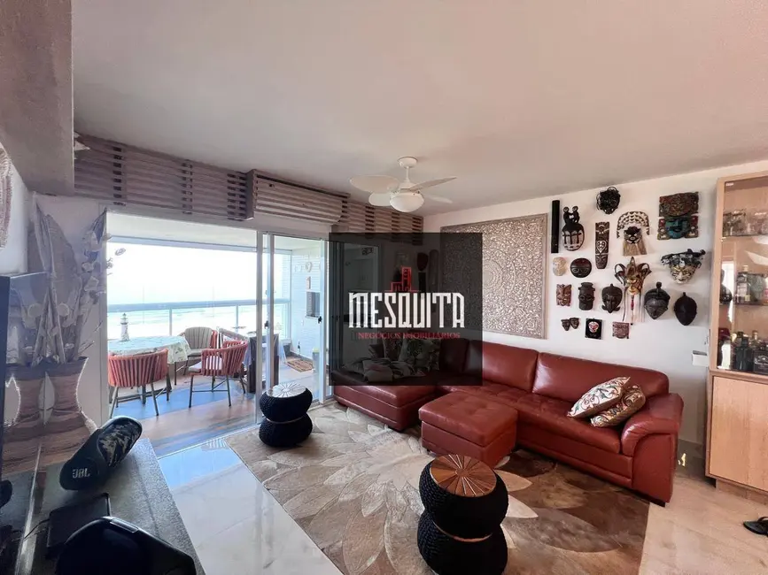 Apartamento com 3 quartos à venda, 145m2 em Guaruja - SP - imagem 9 Foto 9 de Apartamento com 3 quartos à venda, 145m2 em Guaruja - SP