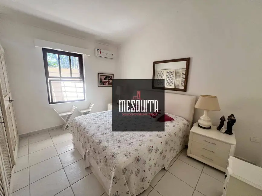Casa com 4 quartos à venda, 360m2 em Jardim Virgínia, Guaruja - SP - imagem 5 Foto 5 de Casa com 4 quartos à venda, 360m2 em Jardim Virgínia, Guaruja - SP