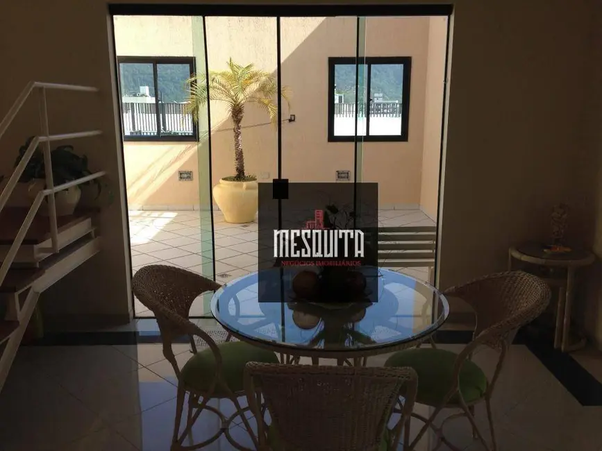 Cobertura com 5 quartos à venda, 230m2 em Guaruja - SP - imagem 8 Foto 8 de Cobertura com 5 quartos à venda, 230m2 em Guaruja - SP