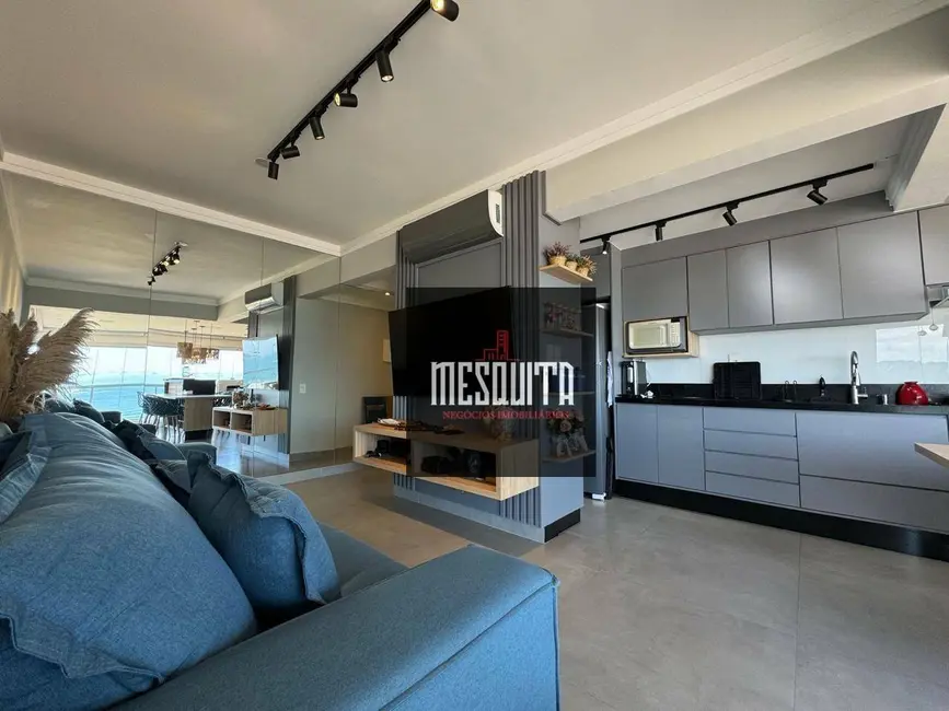 Foto 6 de Apartamento com 2 quartos à venda, 70m2 em Loteamento João Batista Julião, Guaruja - SP