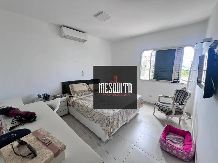 Cobertura com 3 quartos à venda, 260m2 em Guaruja - SP - imagem 5 Foto 5 de Cobertura com 3 quartos à venda, 260m2 em Guaruja - SP