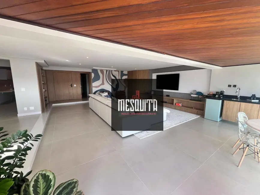 Foto 5 de Apartamento com 5 quartos à venda, 224m2 em Jardim Três Marias, Guaruja - SP