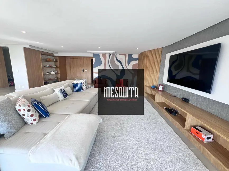 Foto 8 de Apartamento com 5 quartos à venda, 224m2 em Jardim Três Marias, Guaruja - SP