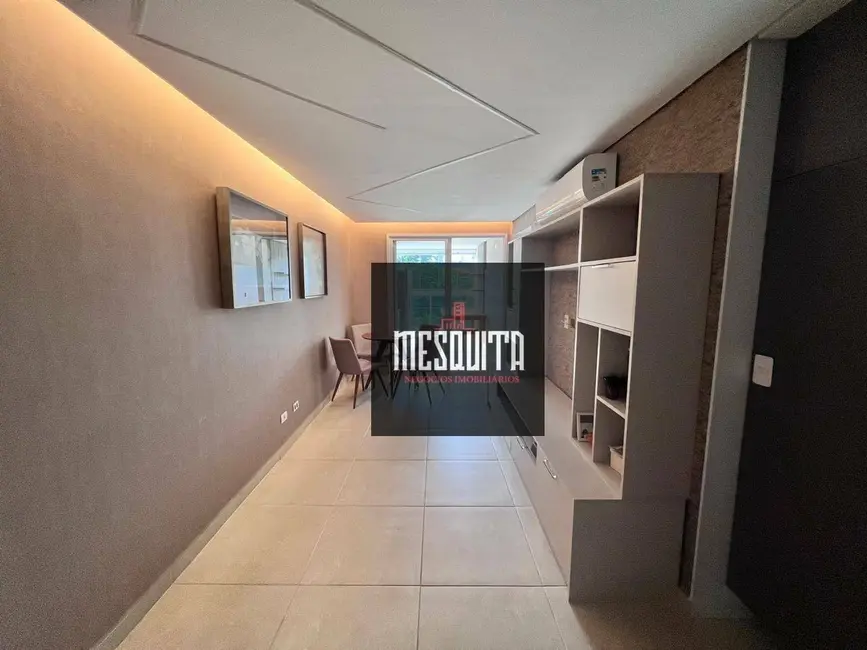 Foto 3 de Apartamento com 2 quartos à venda, 65m2 em Jardim Virgínia, Guaruja - SP