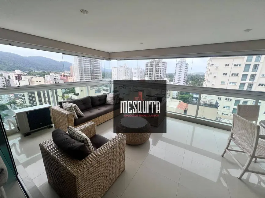 Apartamento com 3 quartos à venda, 119m2 em Guaruja - SP - imagem 3 Foto 3 de Apartamento com 3 quartos à venda, 119m2 em Guaruja - SP