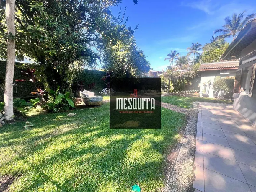 Foto 6 de Casa com 8 quartos à venda, 700m2 em Balneário Praia do Pernambuco, Guaruja - SP