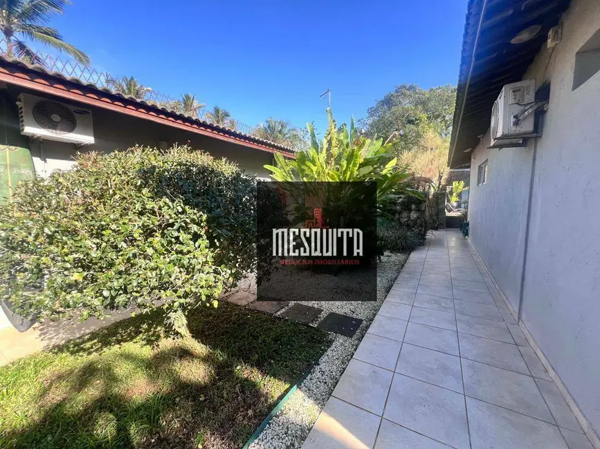 Foto 4 de Casa com 8 quartos à venda, 700m2 em Balneário Praia do Pernambuco, Guaruja - SP