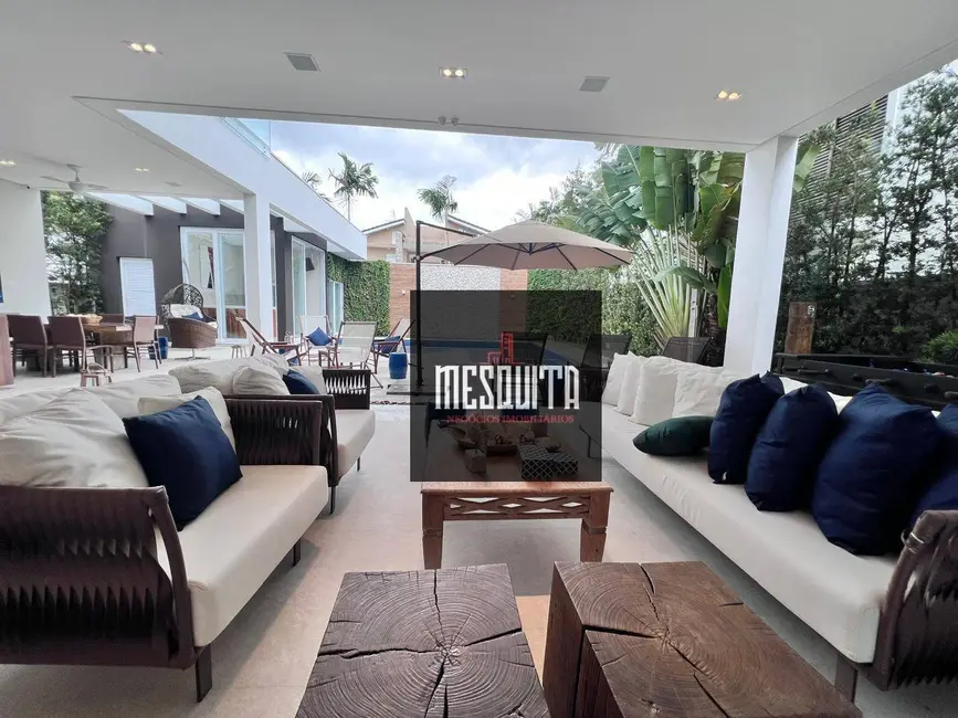 Casa de Condomínio com 5 quartos à venda, 425m2 em Acapulco, Guaruja - SP - imagem 6 Foto 6 de Casa de Condomínio com 5 quartos à venda, 425m2 em Acapulco, Guaruja - SP