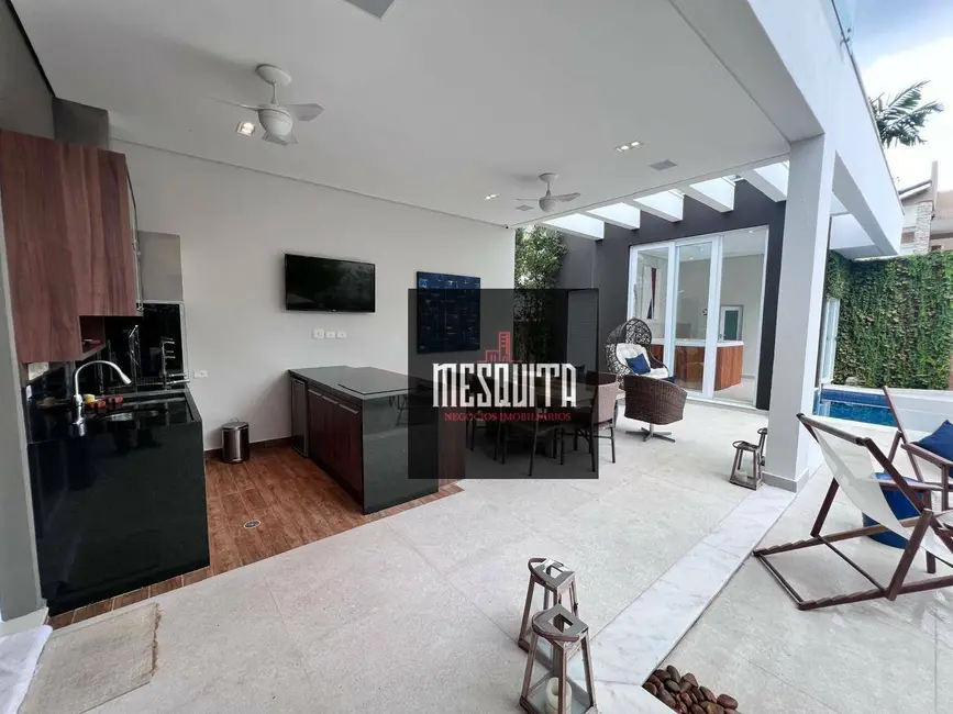 Casa de Condomínio com 5 quartos à venda, 425m2 em Acapulco, Guaruja - SP - imagem 8 Foto 8 de Casa de Condomínio com 5 quartos à venda, 425m2 em Acapulco, Guaruja - SP