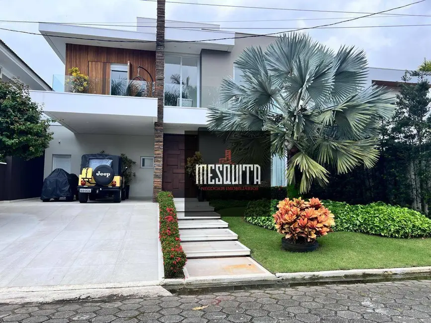 Casa de Condomínio com 5 quartos à venda, 425m2 em Acapulco, Guaruja - SP - imagem 3 Foto 3 de Casa de Condomínio com 5 quartos à venda, 425m2 em Acapulco, Guaruja - SP