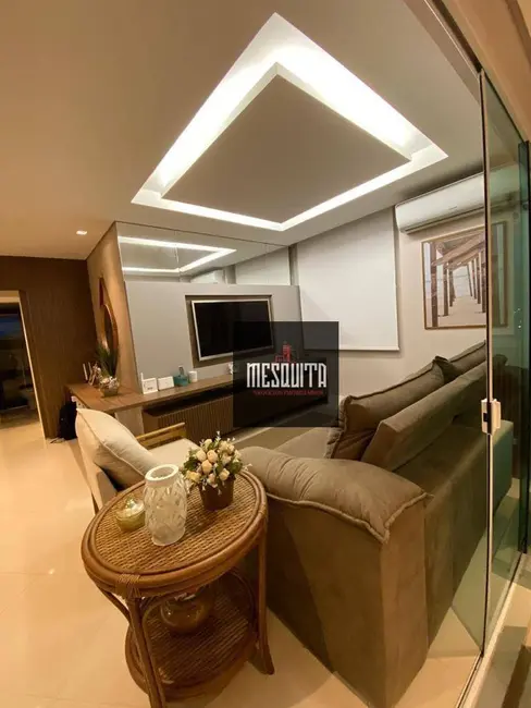 Foto 7 de Apartamento com 3 quartos à venda, 119m2 em Guaruja - SP