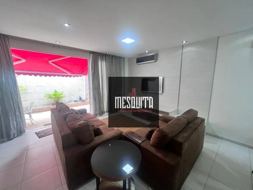 Casa de Condomínio com 4 quartos à venda, 160m2 em Jardim Três Marias, Guaruja - SP - imagem 5 Foto 5 de Casa de Condomínio com 4 quartos à venda, 160m2 em Jardim Três Marias, Guaruja - SP